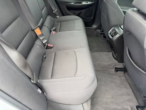 Used 2024 Chevrolet Malibu LT FWD image 10