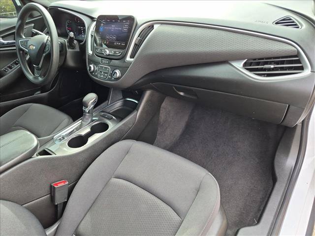 Used 2022 Chevrolet Malibu LT FWD image 21