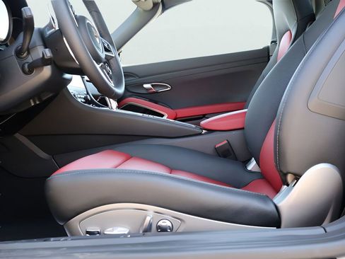 Certified 2024 Porsche 718 Boxster S image 36