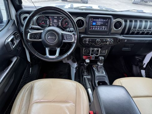 Used 2018 Jeep Wrangler Unlimited Rubicon image 16