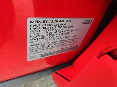 Used 2024 Audi Q3 2.0T Premium AWD/4WD image 30