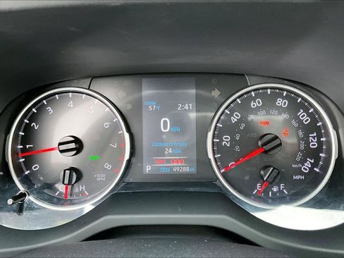 Used 2021 Toyota RAV4 XLE w/ Convenience Package image 26