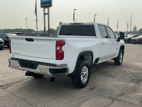 Used 2024 Chevrolet Silverado 2500 LT w/ Convenience Package AWD/4WD image 7