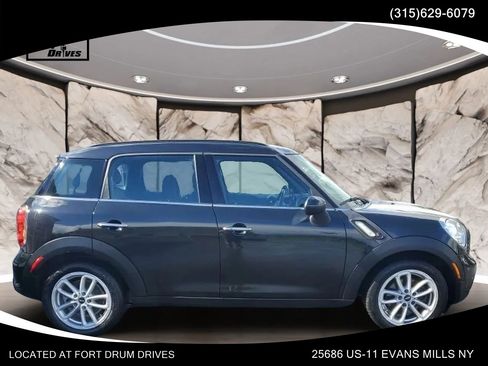 Used 2016 MINI Cooper Countryman S FWD image 4
