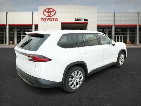 New 2026 Toyota Grand Highlander Limited image 22