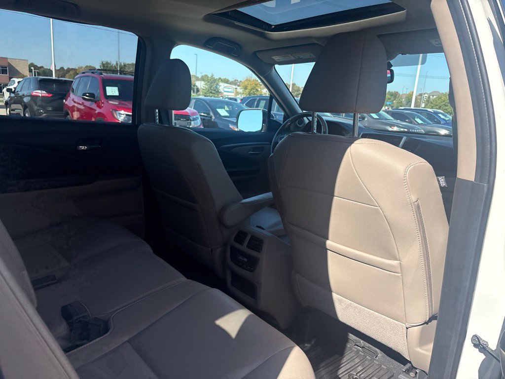 Certified 2018 Honda Pilot EX-L image 31