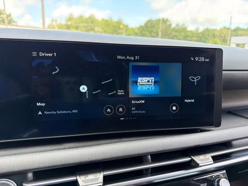 Certified 2025 Hyundai Tucson SEL AWD/4WD image 10