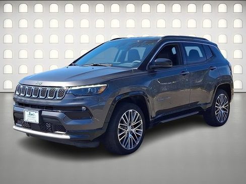 Used 2023 Jeep Compass Limited w/ Elite Group AWD/4WD image 3