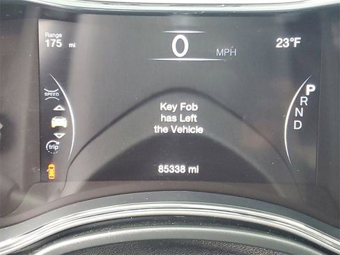 Used 2020 Jeep Grand Cherokee Limited image 16