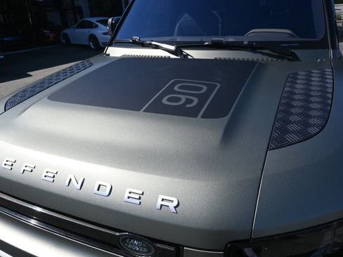 Used 2021 Land Rover Defender 90 First Edition image 24