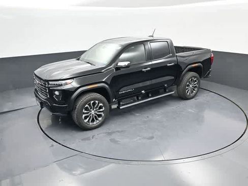 New 2026 GMC Canyon Denali image 57
