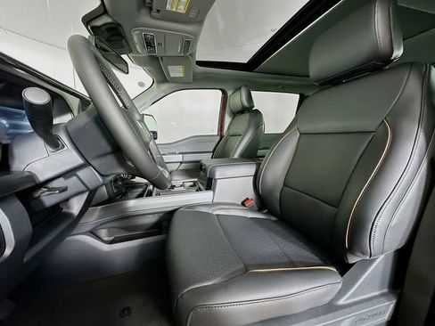 New 2026 Ford F250 Lariat w/ Black Appearance Package image 12