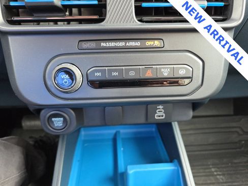 Used 2025 Ford Maverick XLT w/ XLT Luxury Package image 19