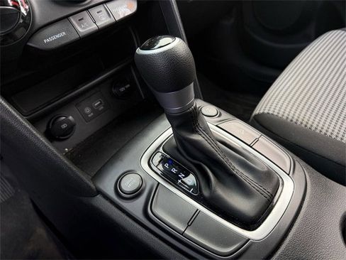 Used 2020 Hyundai Kona SE image 20