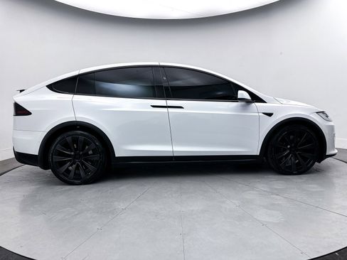 Used 2022 Tesla Model X Plaid image 40