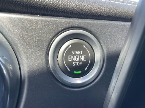 Used 2023 Chevrolet Blazer LT FWD image 16