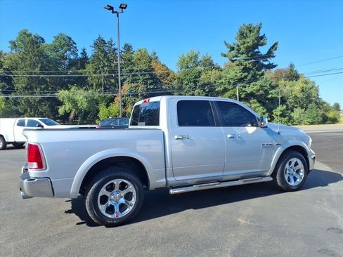 Used 2018 RAM 1500 Laramie image 6