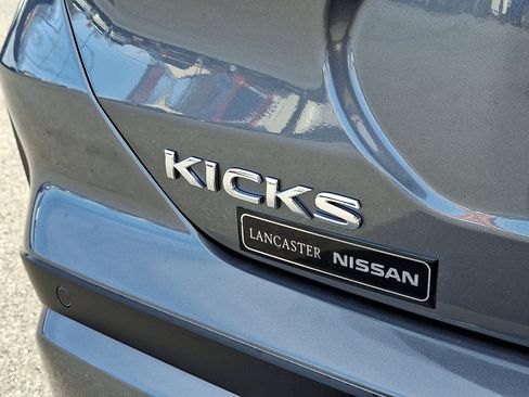 Certified 2025 Nissan Kicks Play S image 31