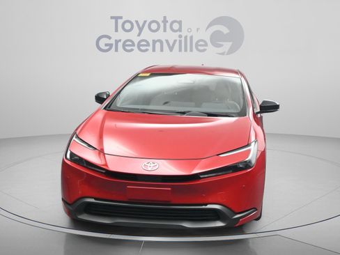 Used 2025 Toyota Prius LE FWD image 21