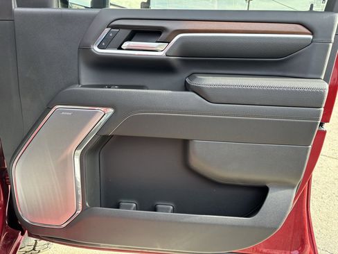 Used 2024 GMC Sierra 3500 Denali w/ Denali Reserve Package image 26