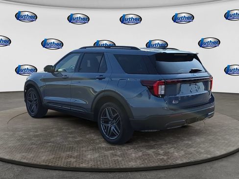 New 2026 Ford Explorer ST-Line w/ ST-Line Street Pack AWD/4WD image 3