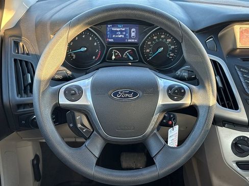 Used 2014 Ford Focus SE w/ SE Winter Package image 20