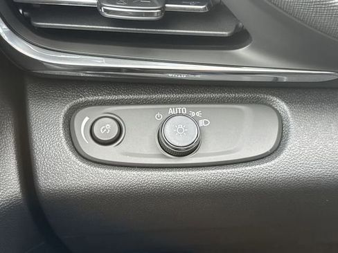 New 2025 Buick Envista Preferred w/ Convenience I Package image 17