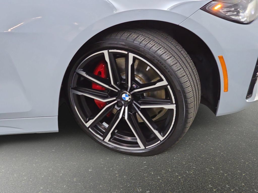 Used 2023 BMW 430i xDrive Coupe w/ M Sport Package AWD/4WD image 32
