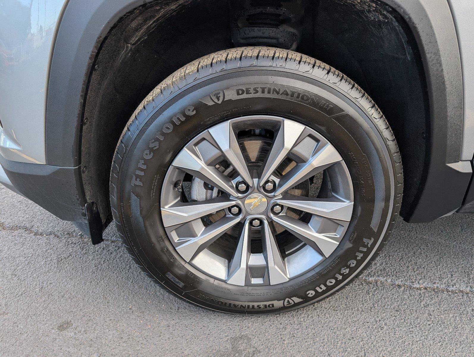 Used 2026 Chevrolet Equinox LT FWD image 11