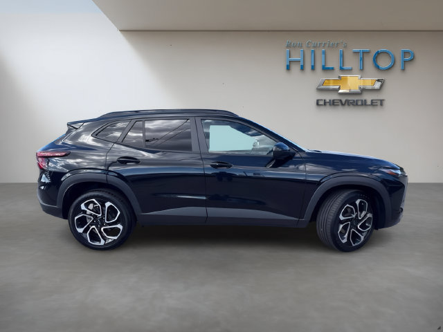 Used 2024 Chevrolet Trax RS FWD image 3