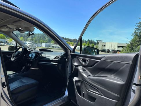 Used 2020 Subaru Forester Limited AWD/4WD image 15