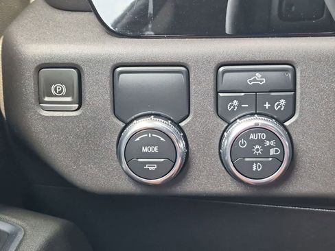 Used 2023 GMC Sierra 1500 Elevation RWD image 18