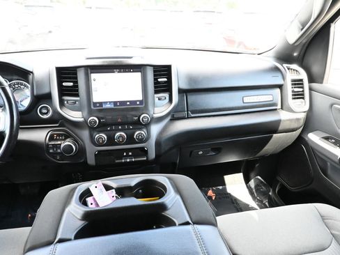 Used 2023 RAM 1500 Lone Star AWD/4WD image 33