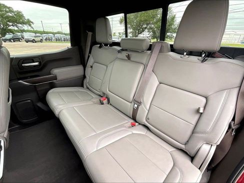 Used 2020 GMC Sierra 1500 SLT RWD image 19