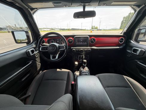 Used 2019 Jeep Wrangler Unlimited Rubicon AWD/4WD image 18