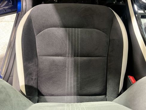 Used 2022 Kia EV6 GT-Line w/ GT-Line Suede Seat Package image 22