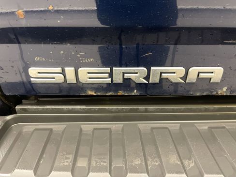 Used 2015 GMC Sierra 2500 SLE image 23