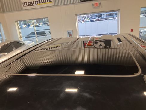 Used 2021 Chevrolet Silverado 1500 RST w/ Redline Edition image 10