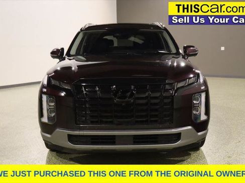 Used 2023 Hyundai Palisade Limited w/ Winter Package AWD/4WD image 3