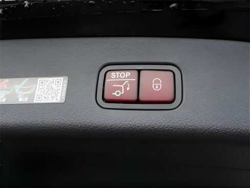 Certified 2025 Mercedes-Benz GLC 43 AMG GLC 43 AMG image 20