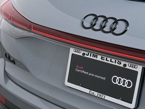 Certified 2024 Audi Q4 e-tron Prestige w/ Black Optic Package image 35