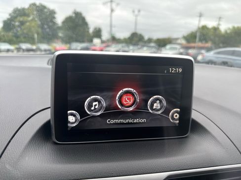 Used 2015 MAZDA MAZDA3 i Touring image 22