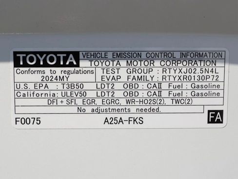 Used 2024 Toyota RAV4 LE image 32