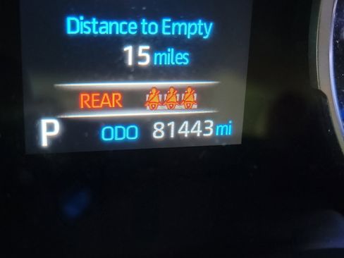 Used 2021 Toyota RAV4 LE image 19