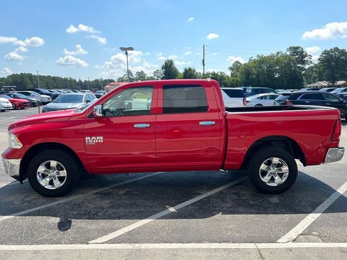 Used 2022 RAM 1500 Classic SLT AWD/4WD image 25