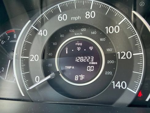 Used 2012 Honda CR-V LX image 7