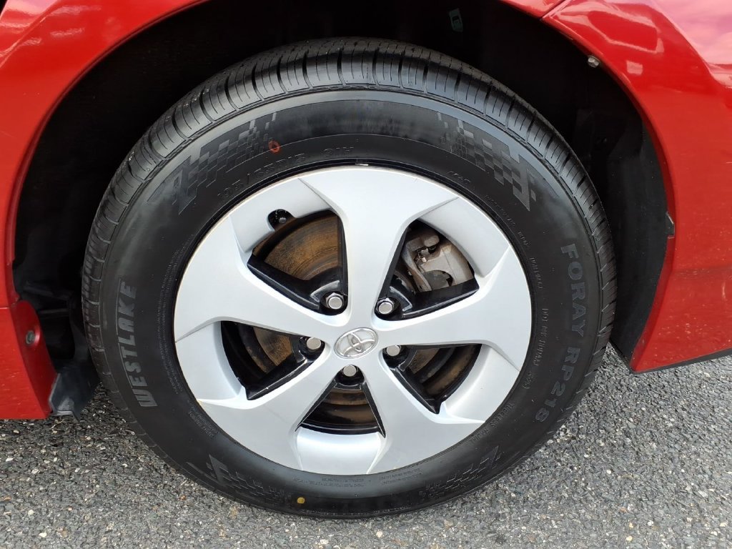 Used 2014 Toyota Prius Four FWD image 14