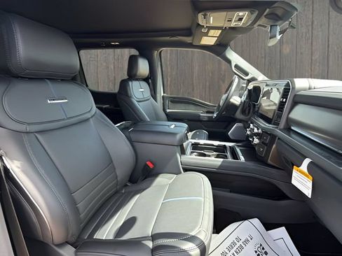 Used 2026 Ford F450 Platinum AWD/4WD image 12
