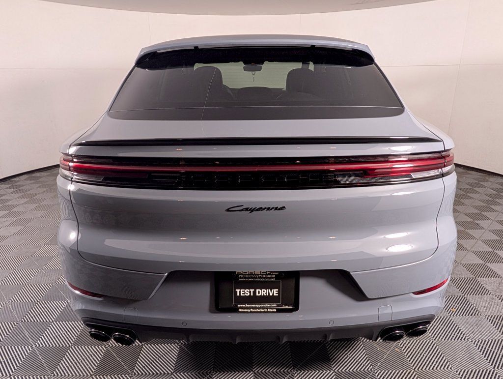 New 2026 Porsche Cayenne Coupe AWD/4WD image 6