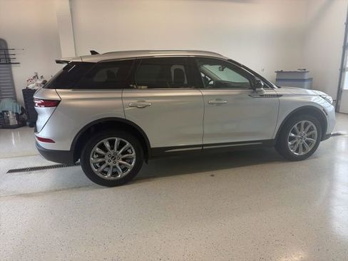 Used 2020 Lincoln Corsair AWD w/ Premium Package image 10